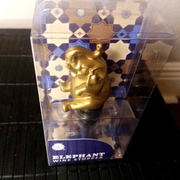 Rare Gold Tone Elephant Wine Stopper NIB - Picture 4 of 5